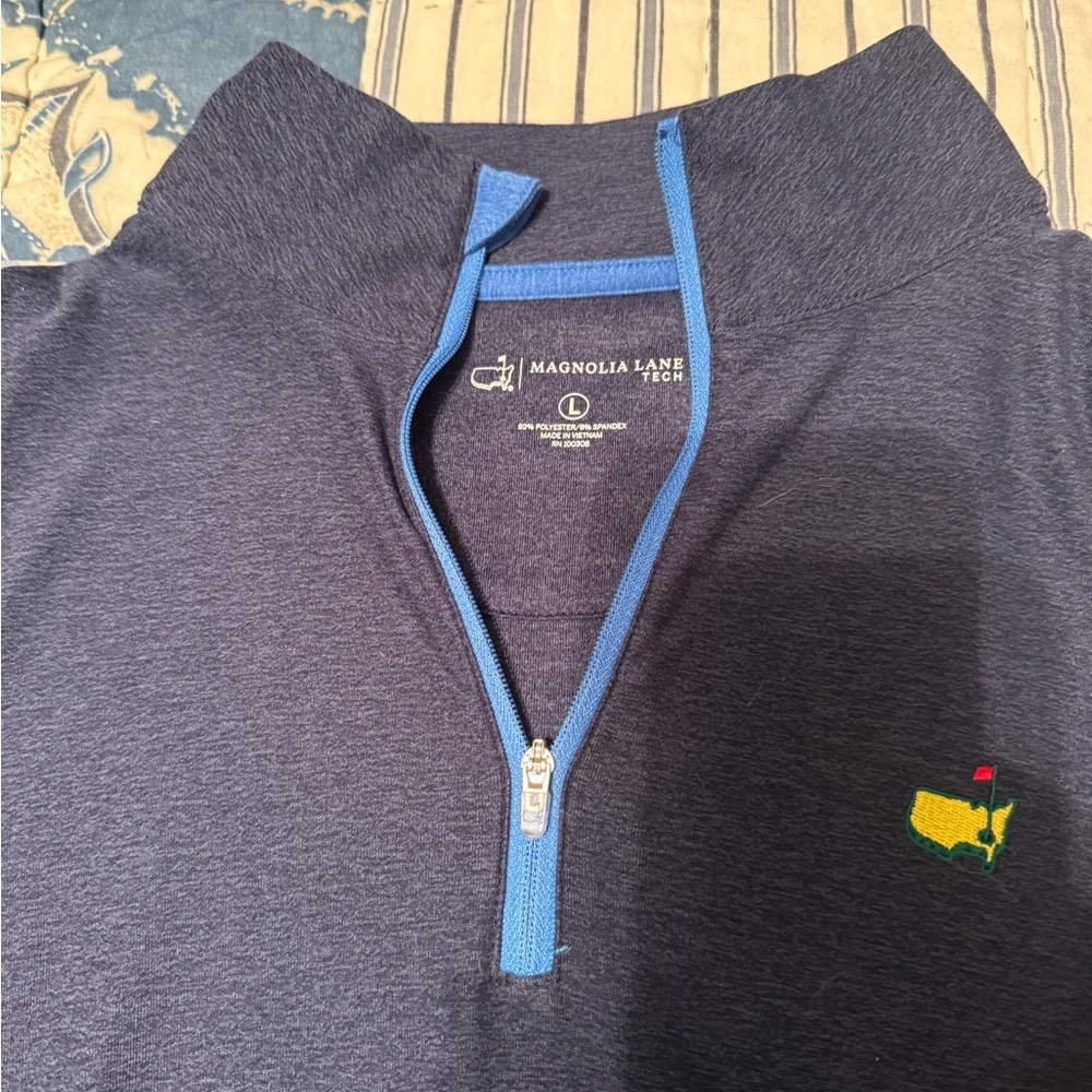 Women’s Masters Logo Tech 1/4 zip. Size large. Weathered navy blue - Picture 4 of 4